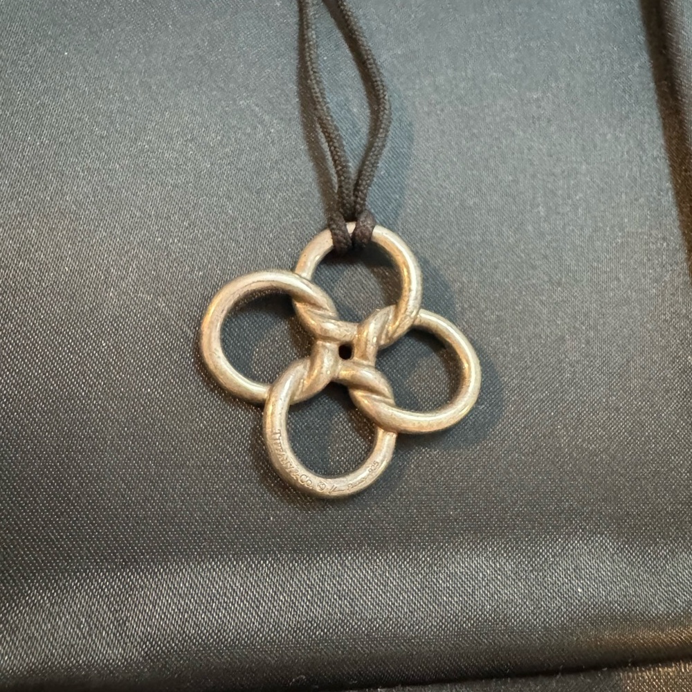 Tiffany & Co Elsa Peretti knot necklace - Picture 2 of 3